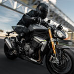 review triumph speed triple 1200 rs
