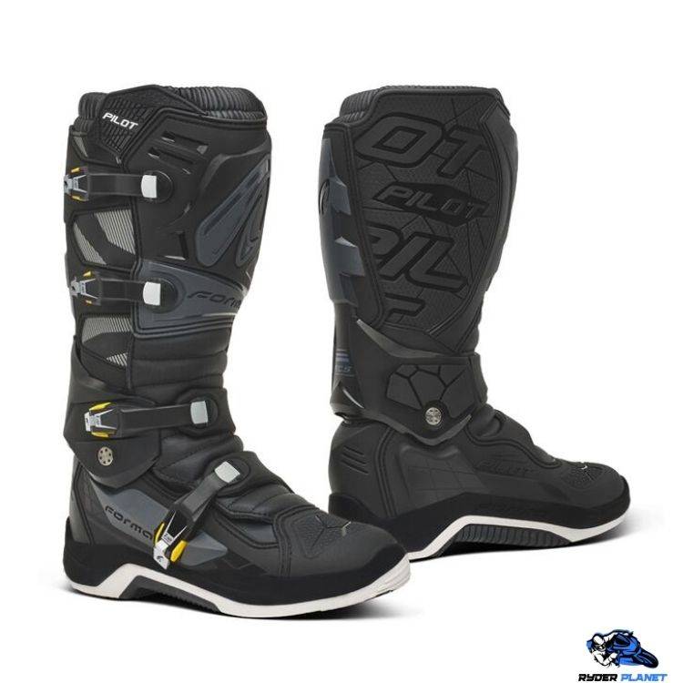 Forma Pilot Boots Forma Riding Boots
