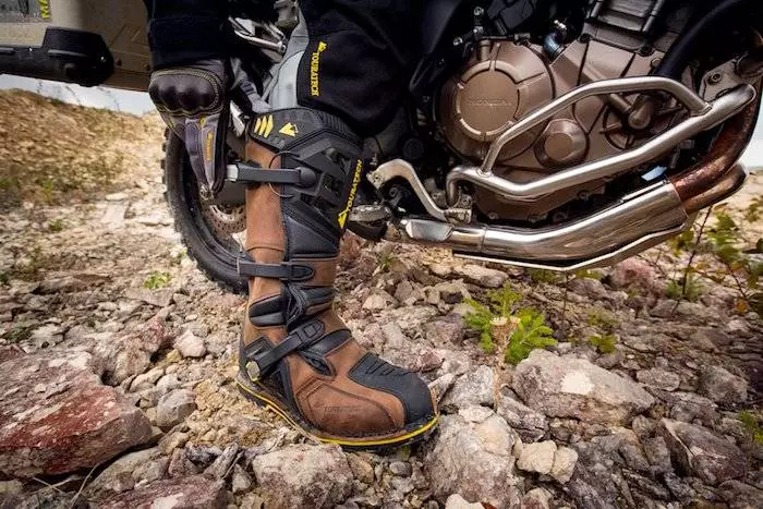 The-Motorcycle-Boots-Buying-Tips-A-Complete-Guide